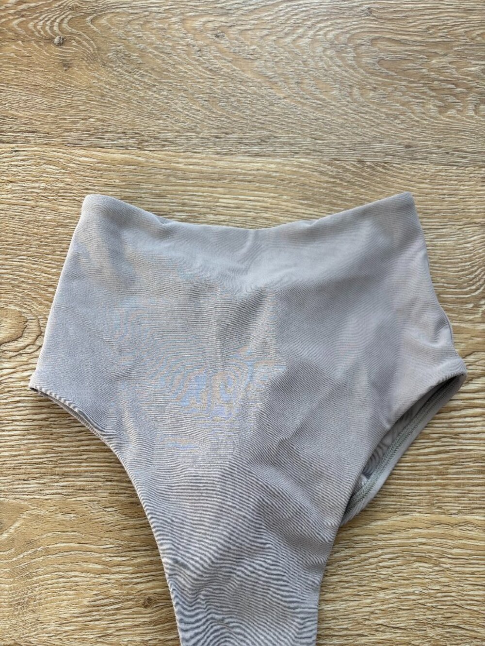 Lunalae Pole Shorts - Grey purple, Size 4 - Picture 3 of 7